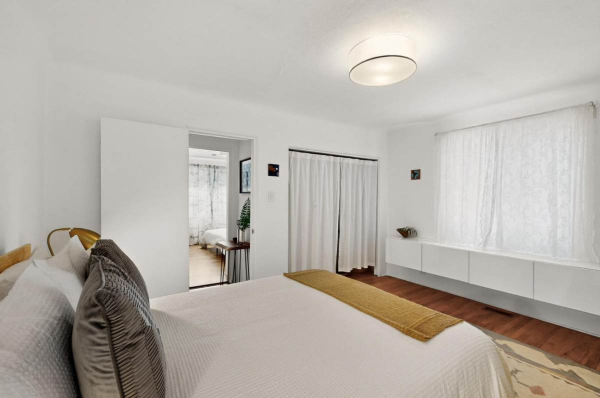 Charming Southeast Heights Home Near Nob Hill - Photo 12