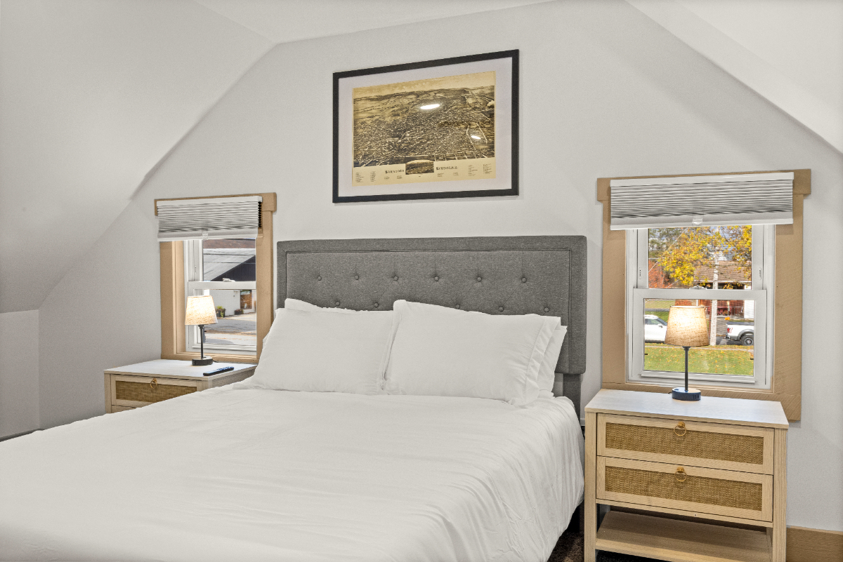 Newly Renovated Home in the heart of Saratoga Springs - Photo 5