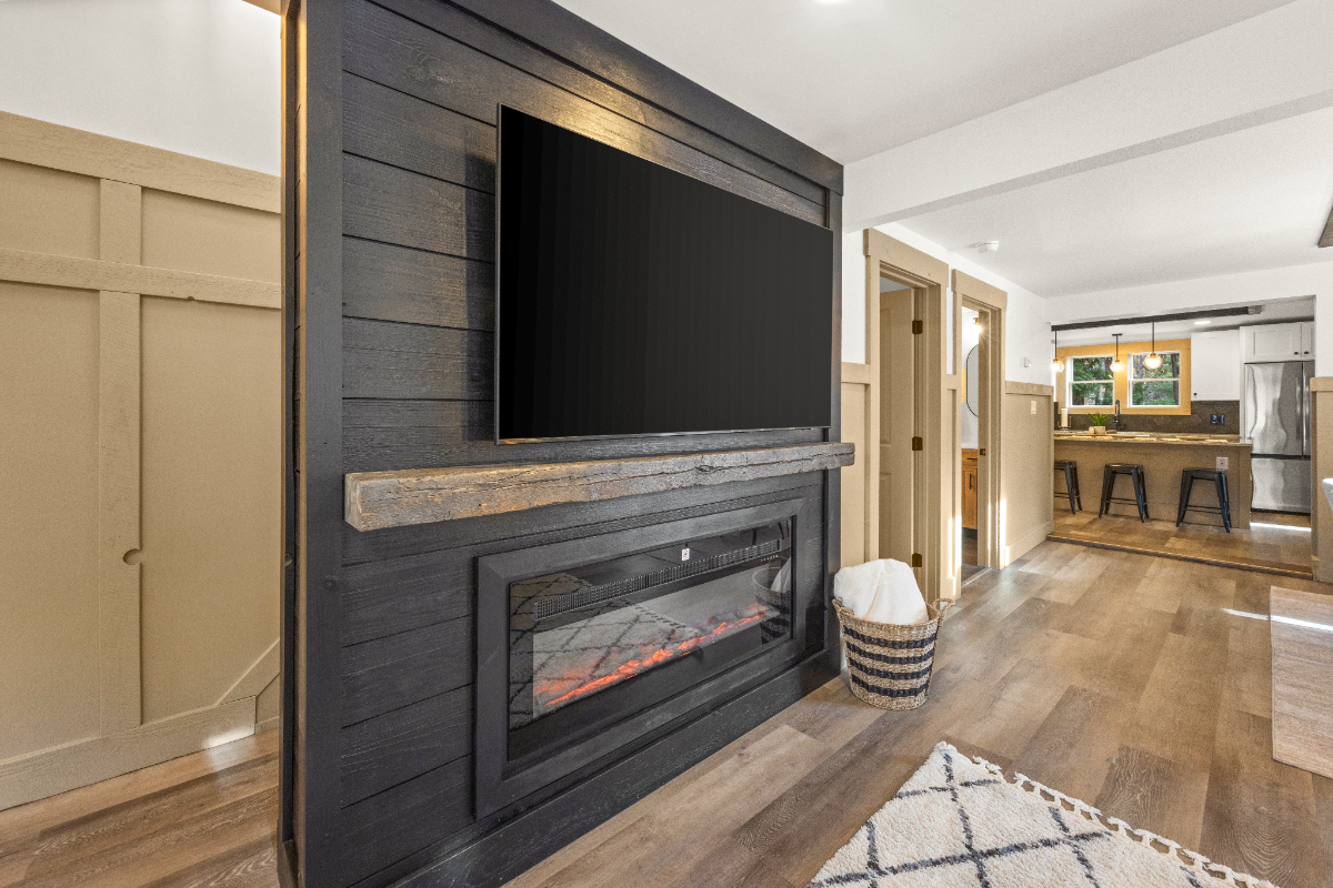 Newly Renovated Home in the heart of Saratoga Springs - Photo 7