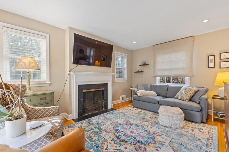 Charming Spring Valley Stone Cottage near AU - Photo 7
