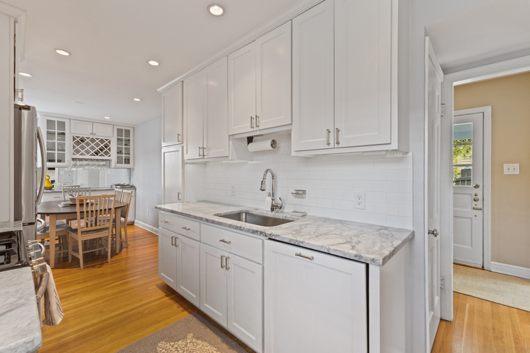 Charming Spring Valley Stone Cottage near AU - Photo 11