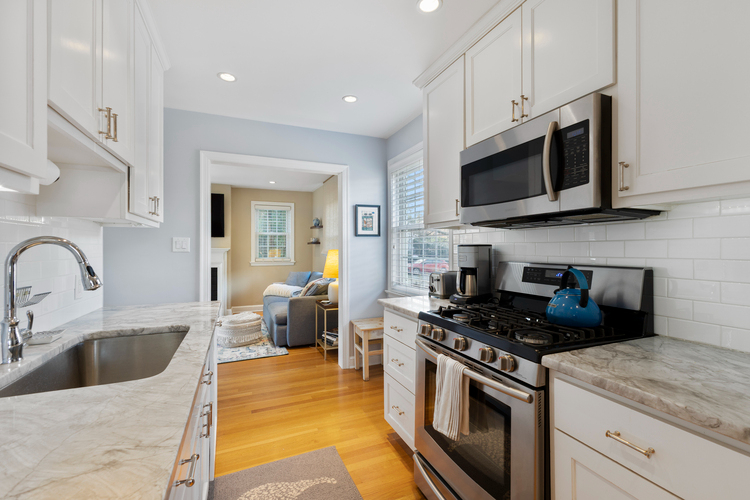 Charming Spring Valley Stone Cottage near AU - Photo 4