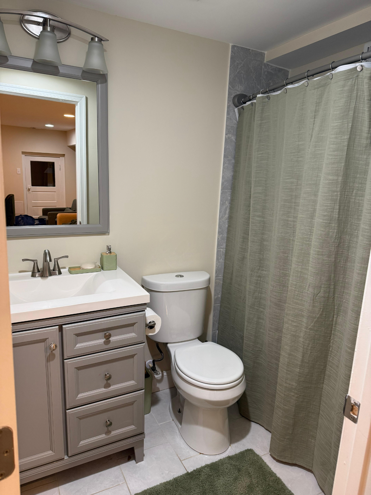 Bright Basement Apartment | Quiet, Fully Furnished | Ideal for Healthcare, Remote & Government Profe - Photo 9