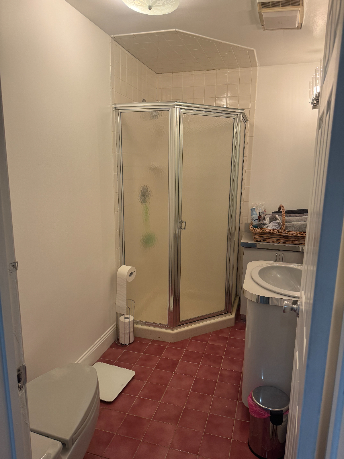 Home Away From Home - Photo 4