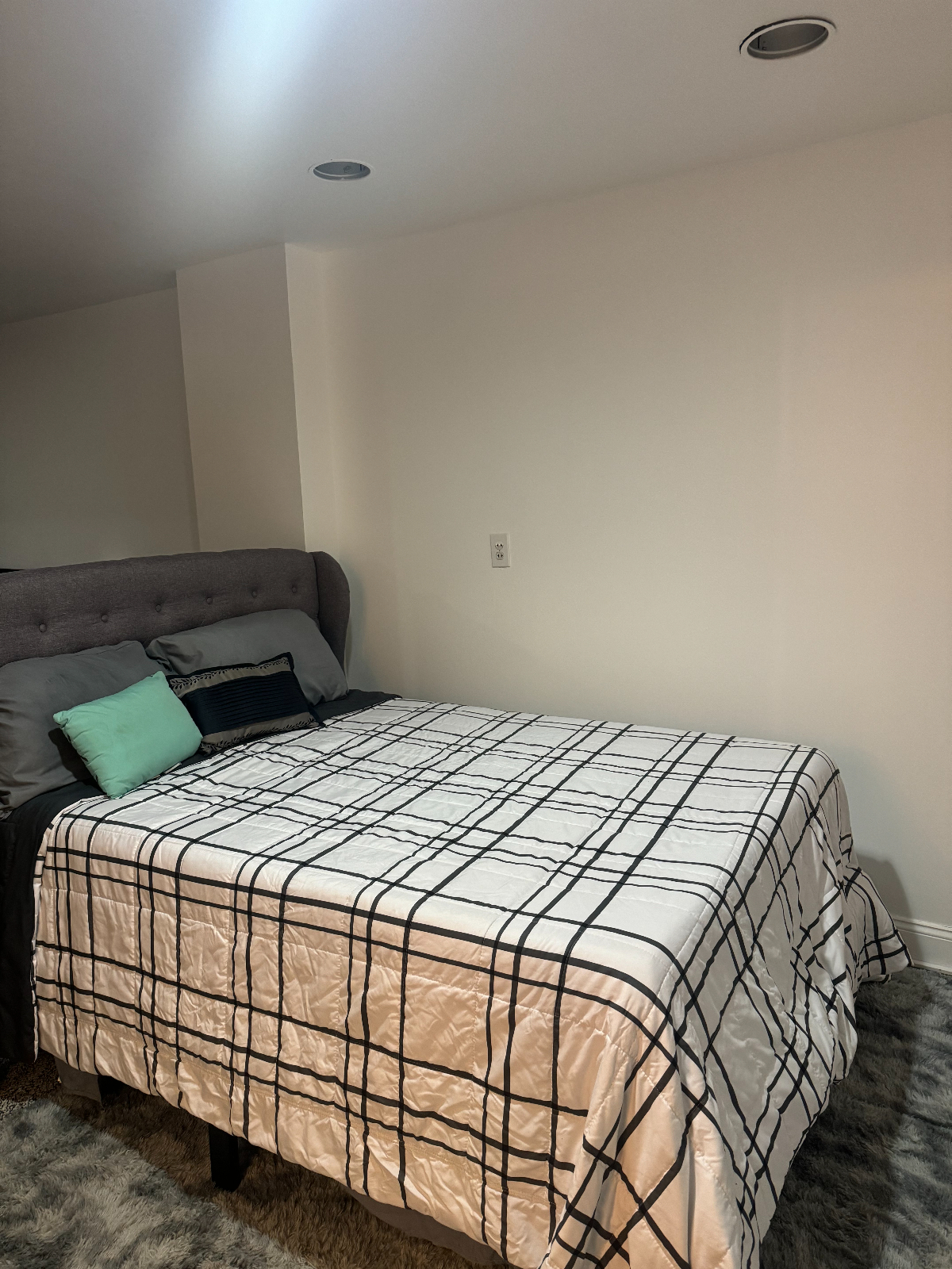 Home Away From Home - Photo 3