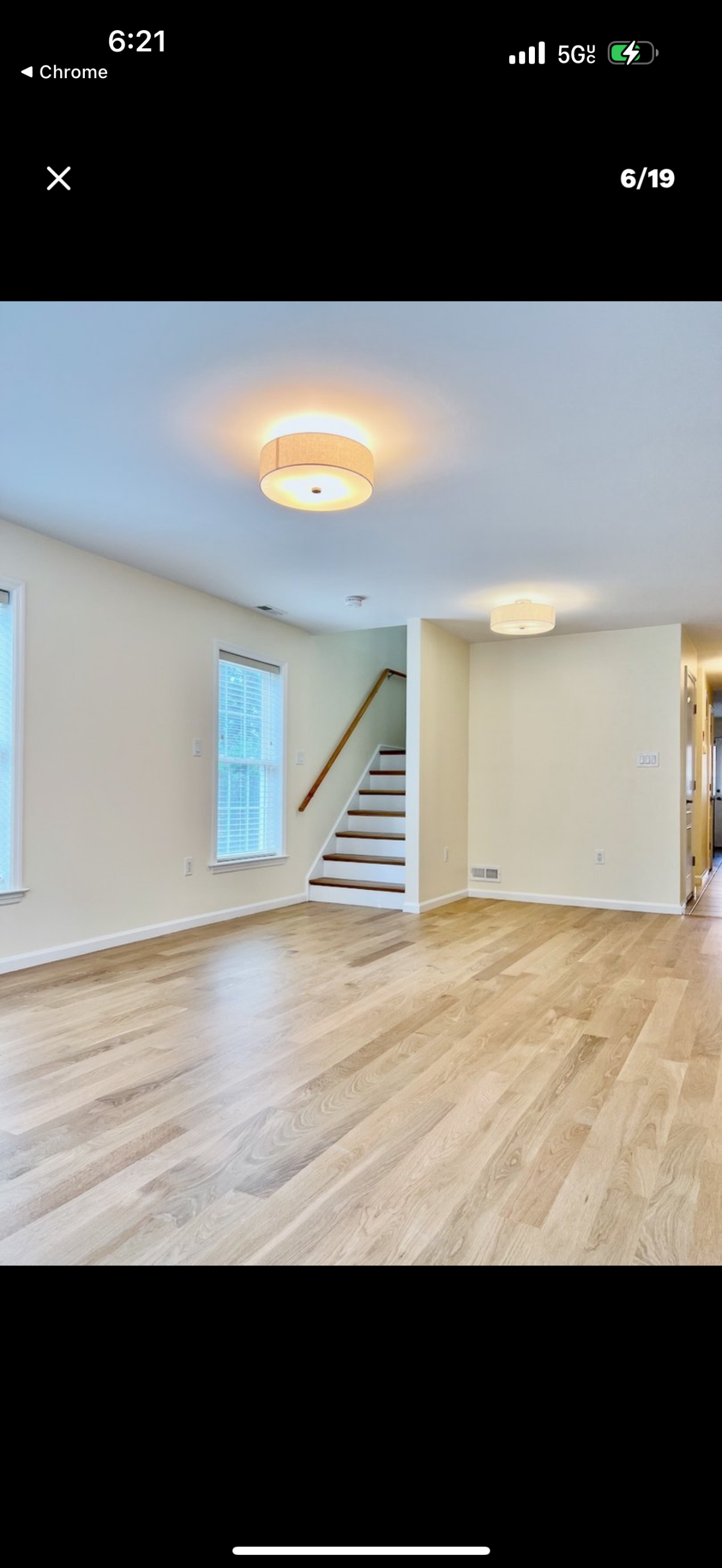 Bright room with hardwood floors, patio, parking, and easy transit access - Photo 2