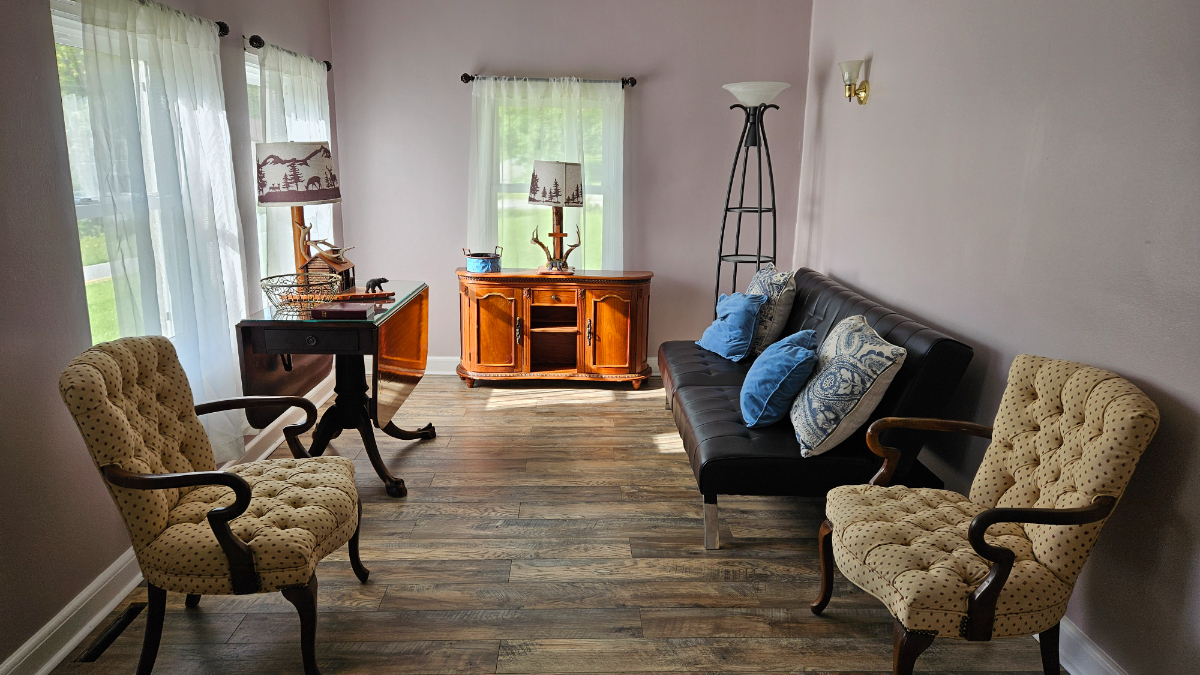 1bd house - Photo 3