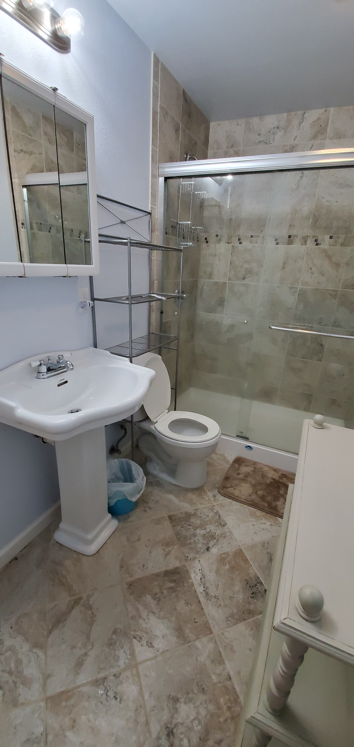 Centrally located Basement efficiency Apartment - Photo 6