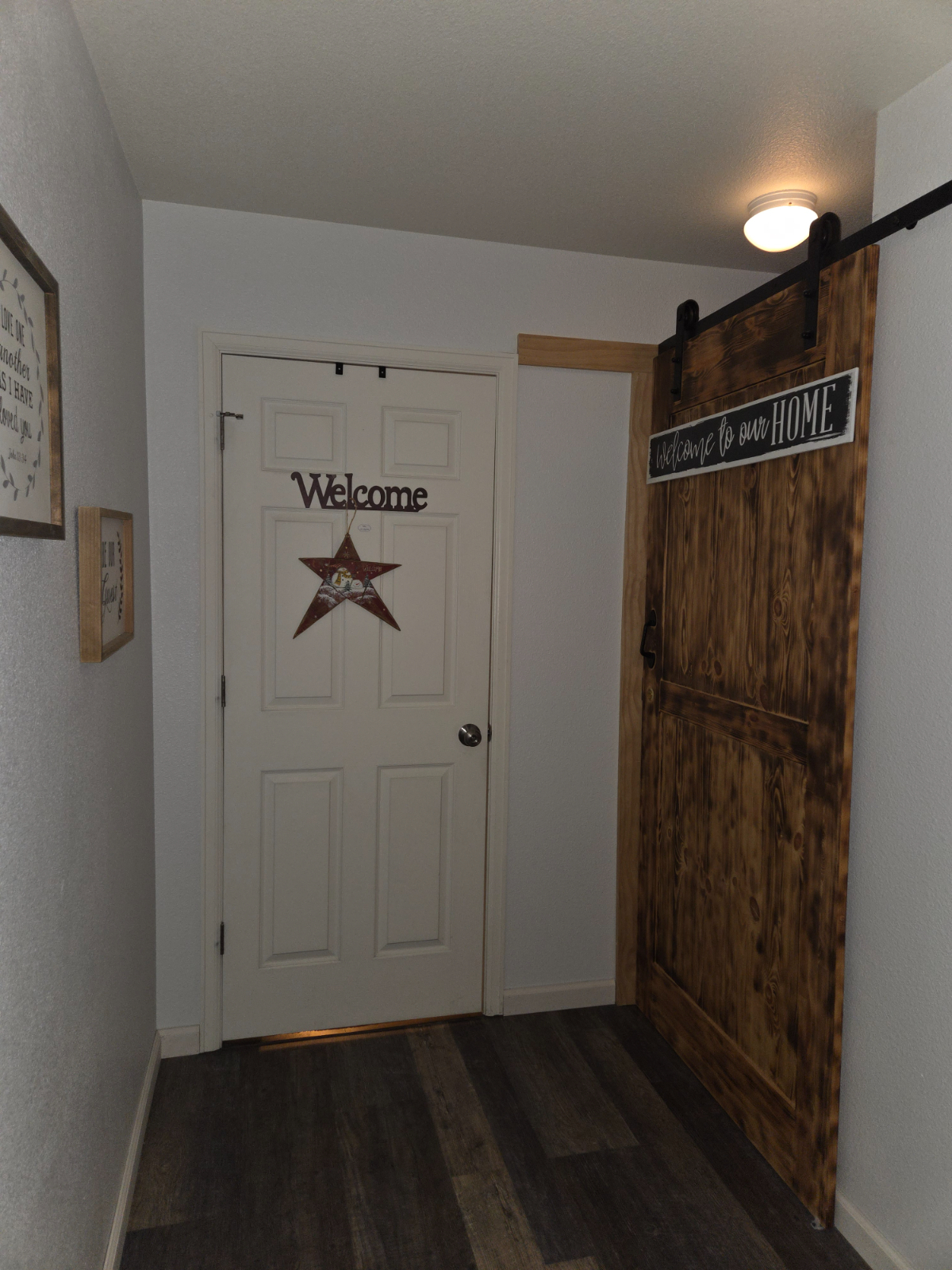 Centrally located Basement efficiency Apartment - Photo 1