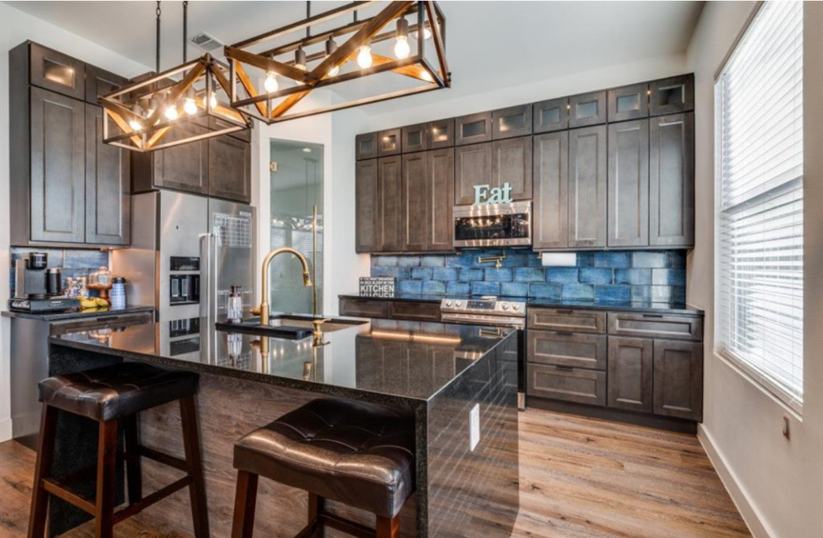 A Home with Heart - Welcome to a  Space Designed for Care, Comfort & Connection - Photo 6