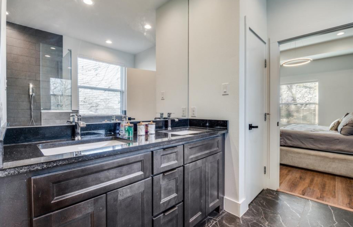 A Home with Heart - Welcome to a Space Designed for Care, Comfort & Connection - Photo 2