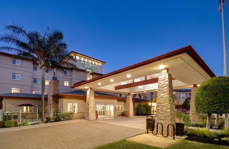 Homewood Suites by Hilton - Photo 2