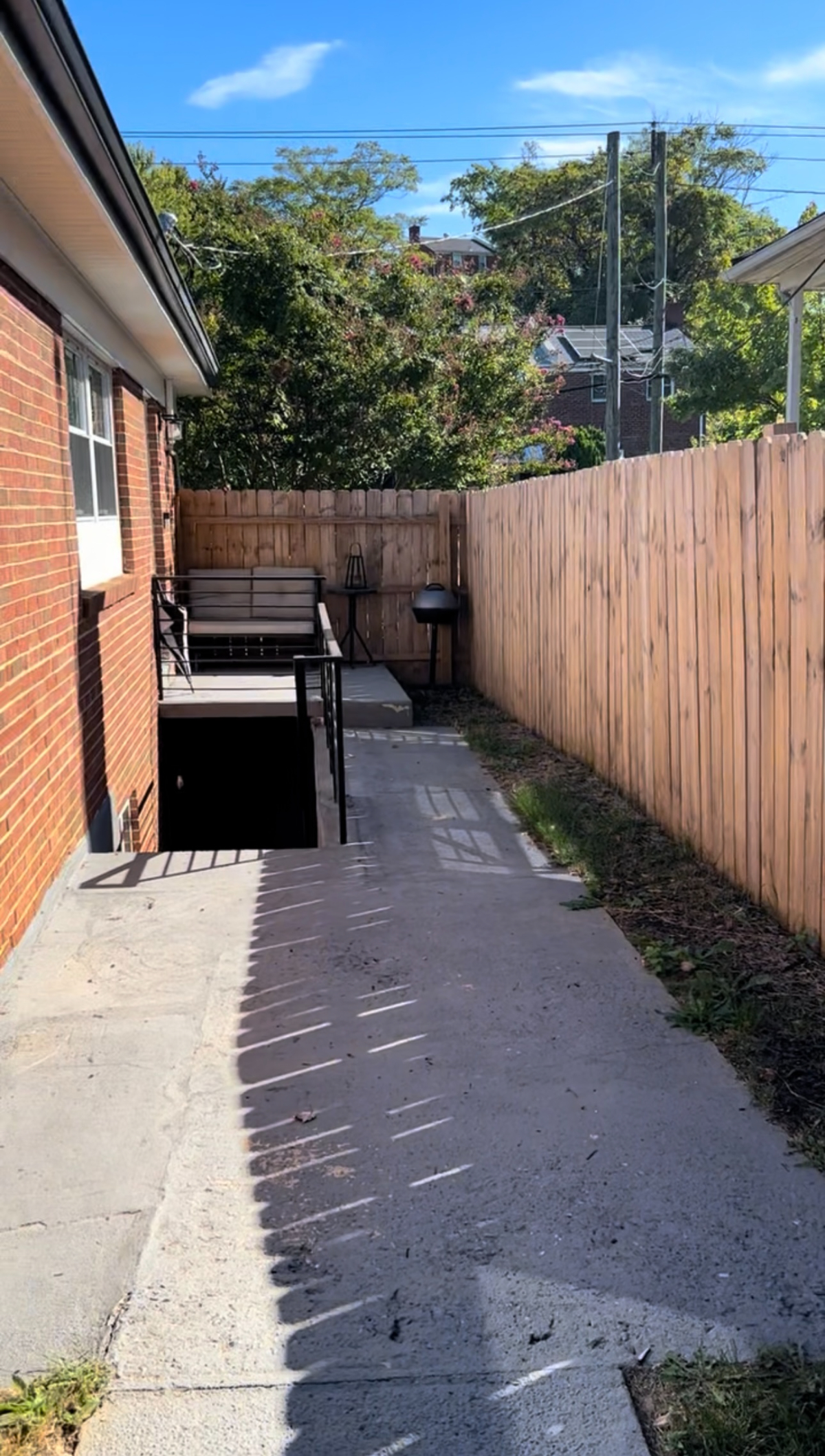 The Beatnik Bungalow - Photo 11