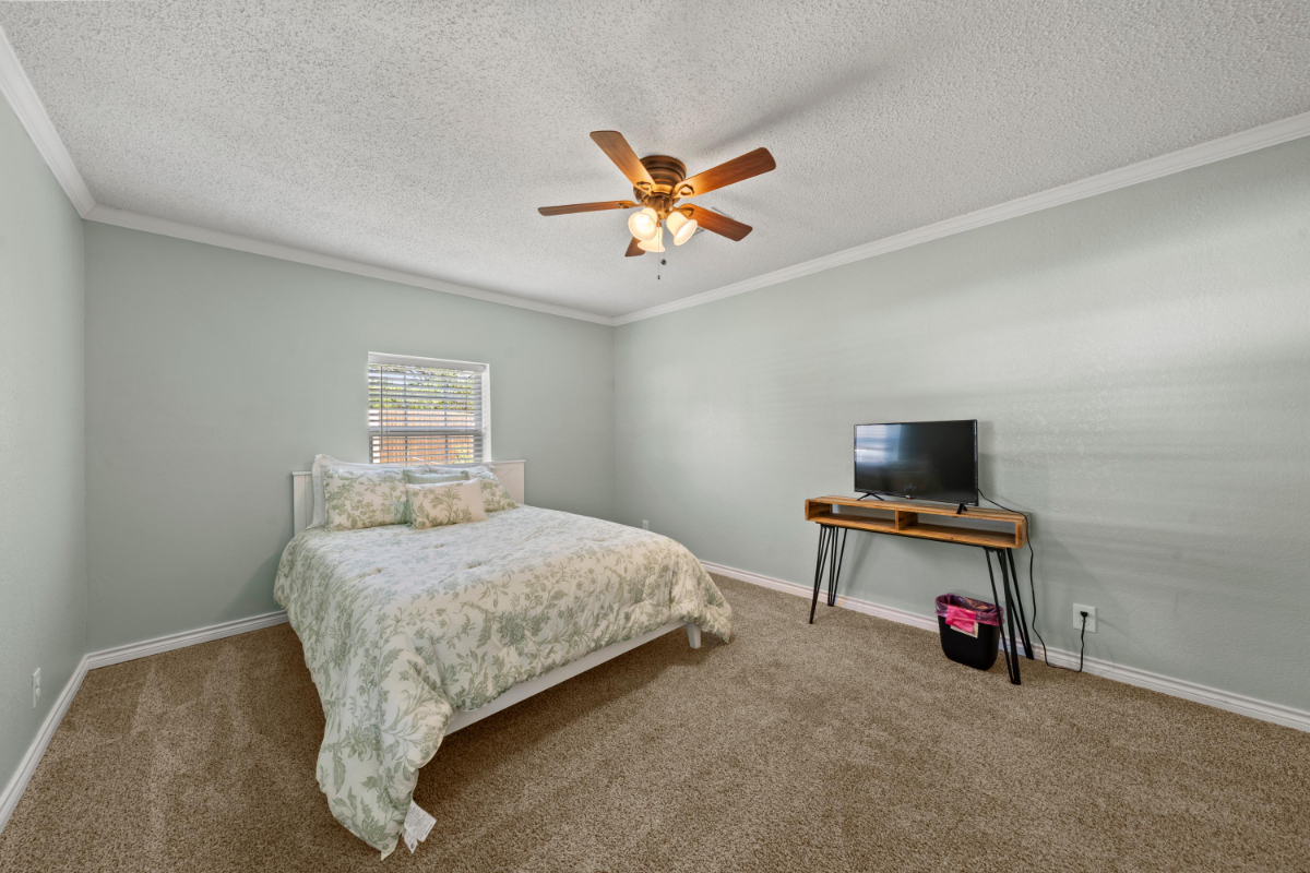 Fully Furnished - Available January 15th Waco Texas - Photo 5