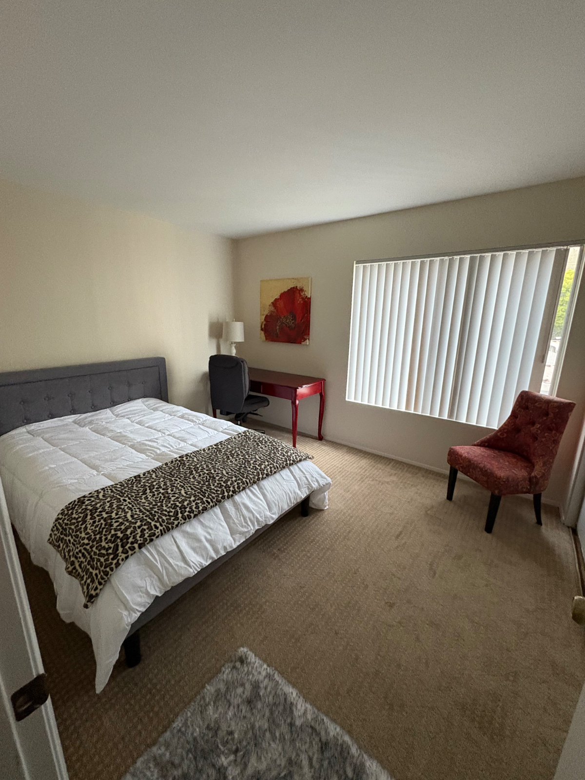 Beautiful second floor condo near UCSD, Scripps Hospital, UTC area - Photo 5