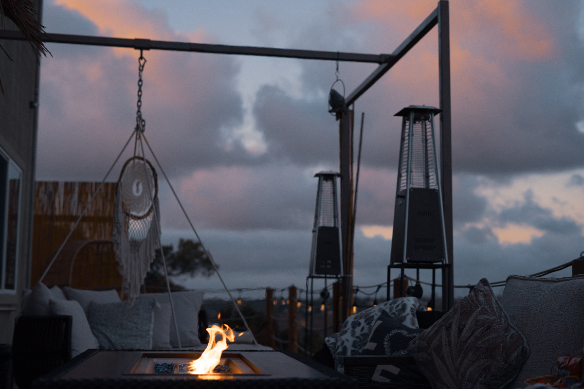 VIP Couples Retreat, with Private Deck and Spa - Photo 6