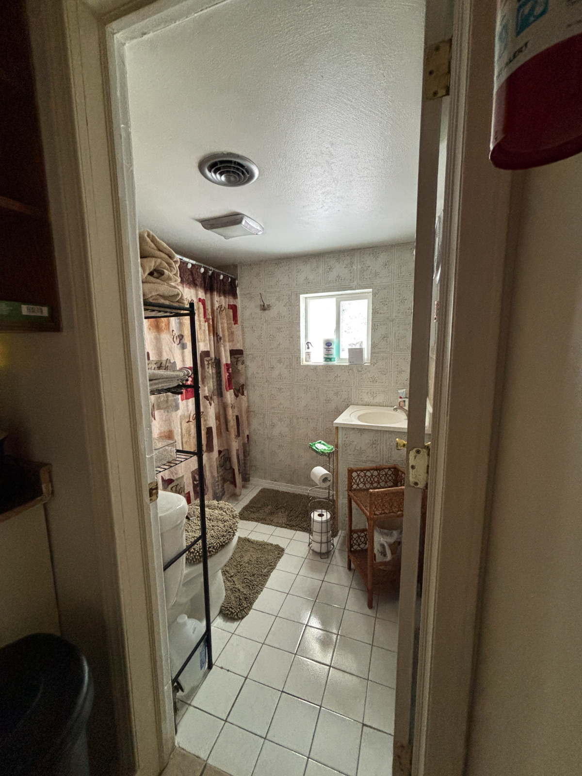 Quiet Apartment in the Heart of Auburn - Photo 6