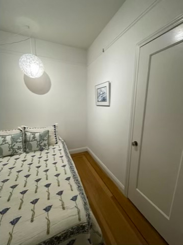 Private Room in Spacious Flat in Central Richmond District including Garage Parking - Photo 5