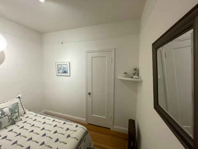 Private Room in Spacious Flat in Central Richmond District including Garage Parking - Photo 4