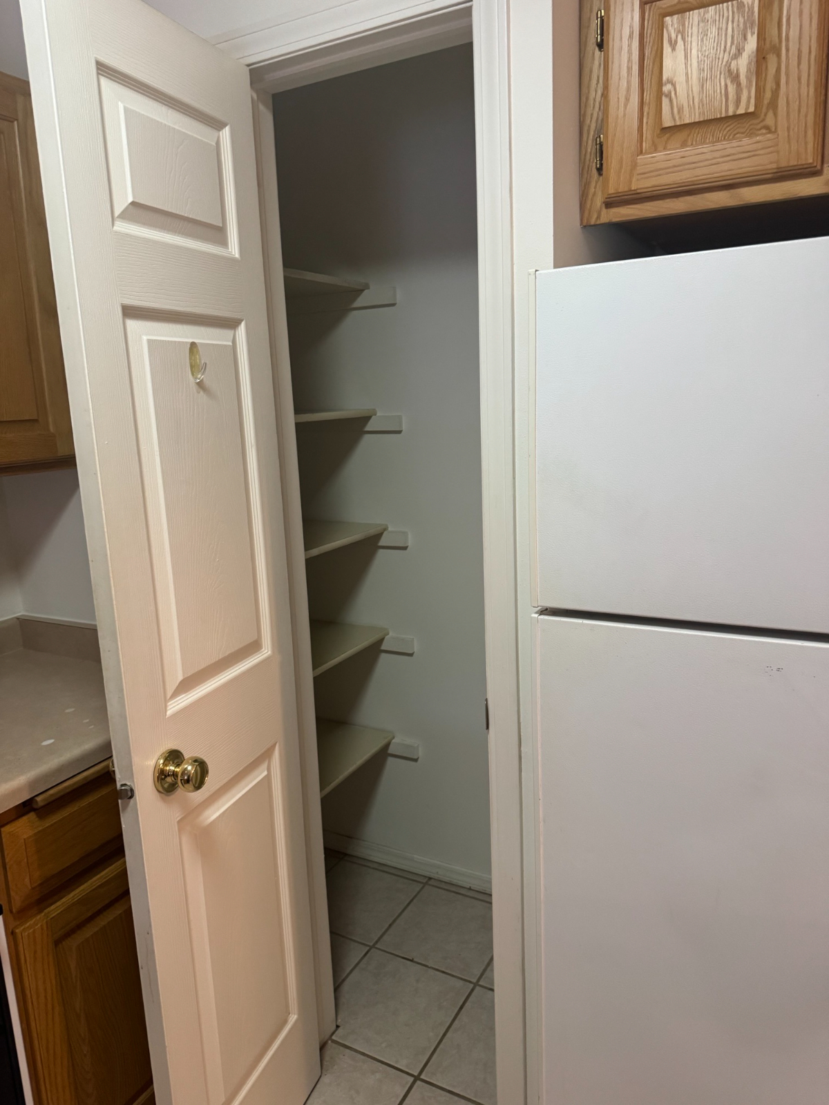 Stylish Apartments Near the Madison Arboretum, Hospitals, Pet-Friendly, In-Unit Laundry & Prime Loca - Photo 10