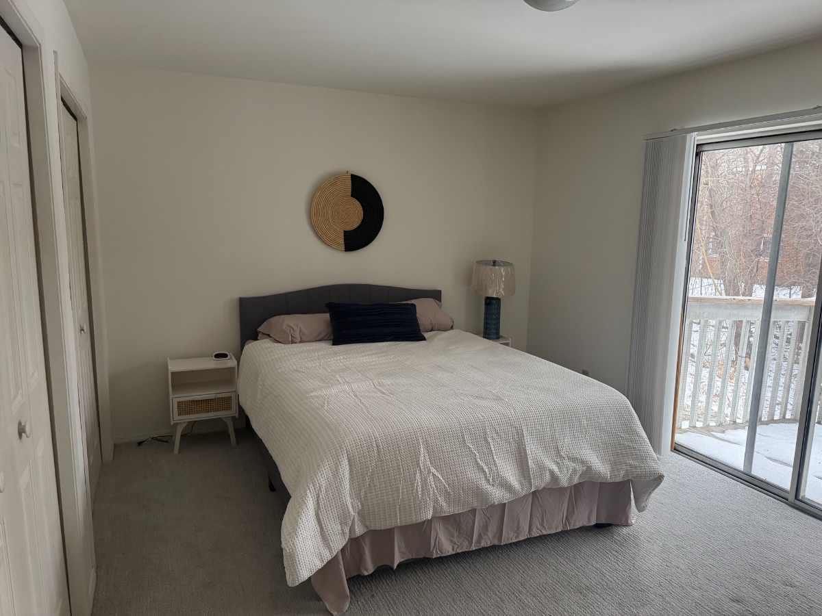 Stylish Apartments Near the Madison Arboretum, Hospitals, Pet-Friendly, In-Unit Laundry & Prime Loca - Photo 12