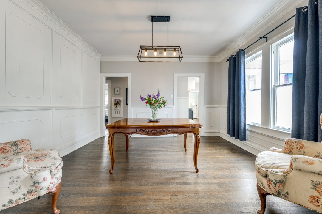 Fully Furnished Downtown Home With Spacious Rooms And Modern Comforts - Photo 5