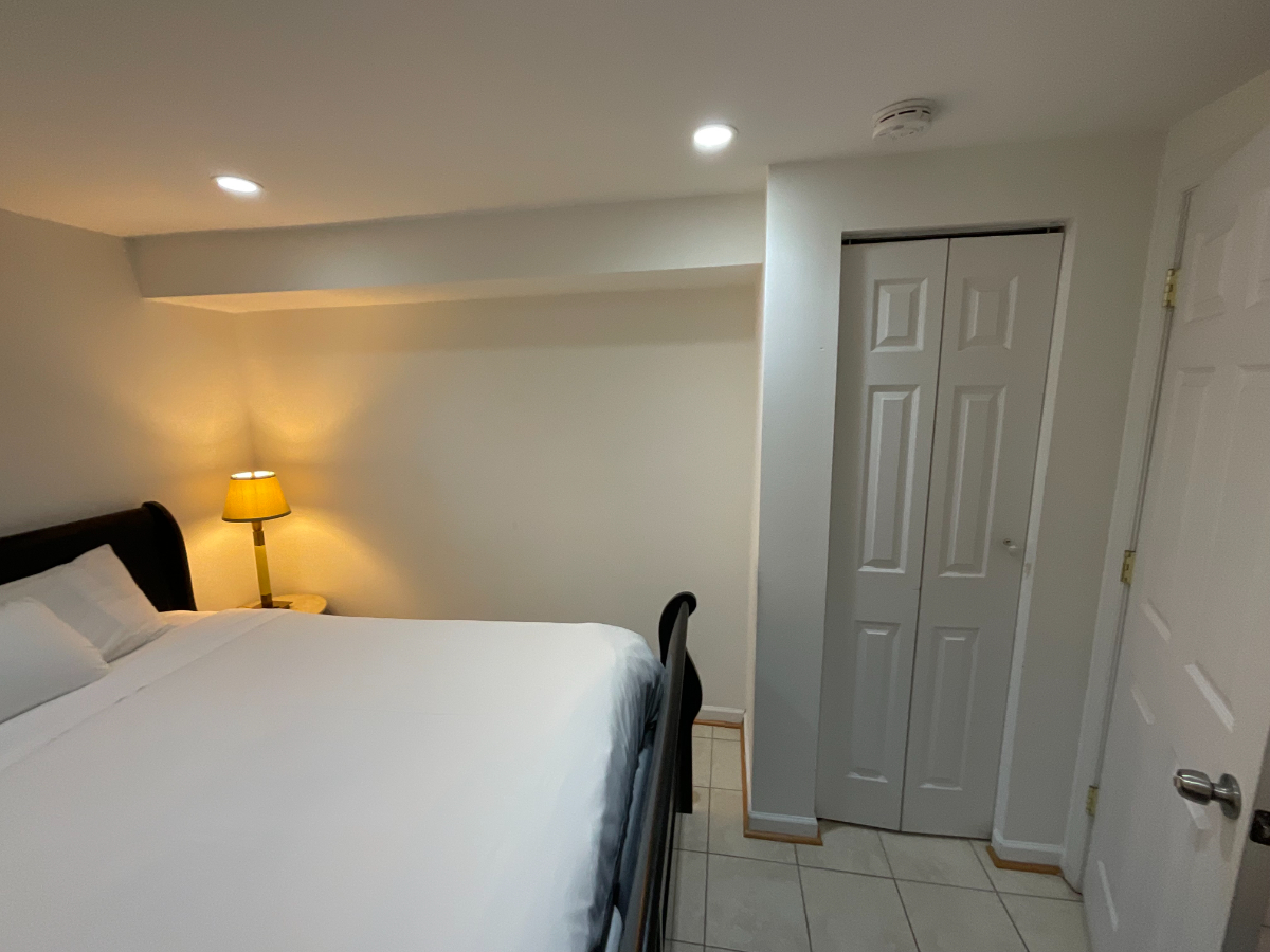 Shared 2-bdrm and 1-den Washington DC Lower Home-2.5 miles north of White House - Photo 8