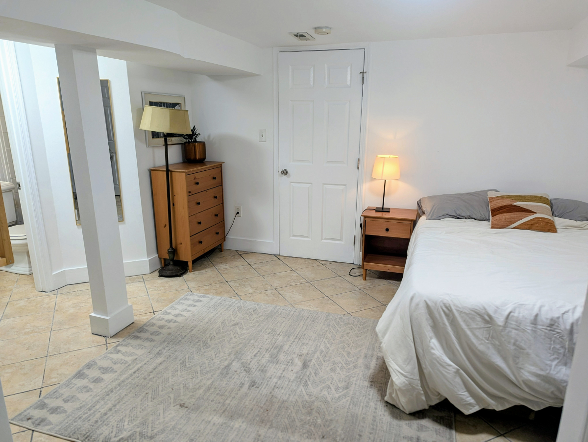 Furnished Garden Apartment in Bloomingdale - Photo 2
