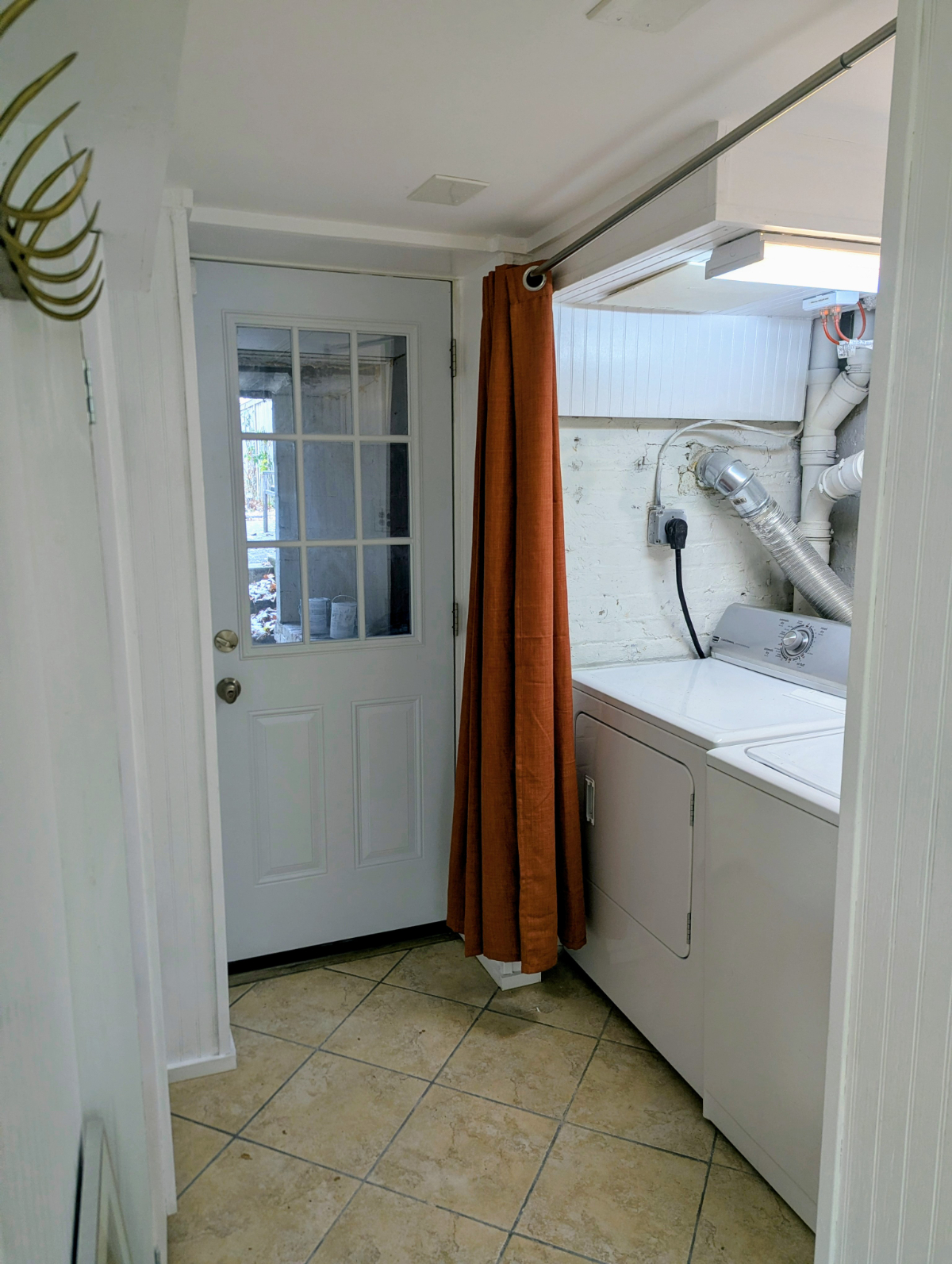 Furnished Garden Apartment in Bloomingdale - Photo 7
