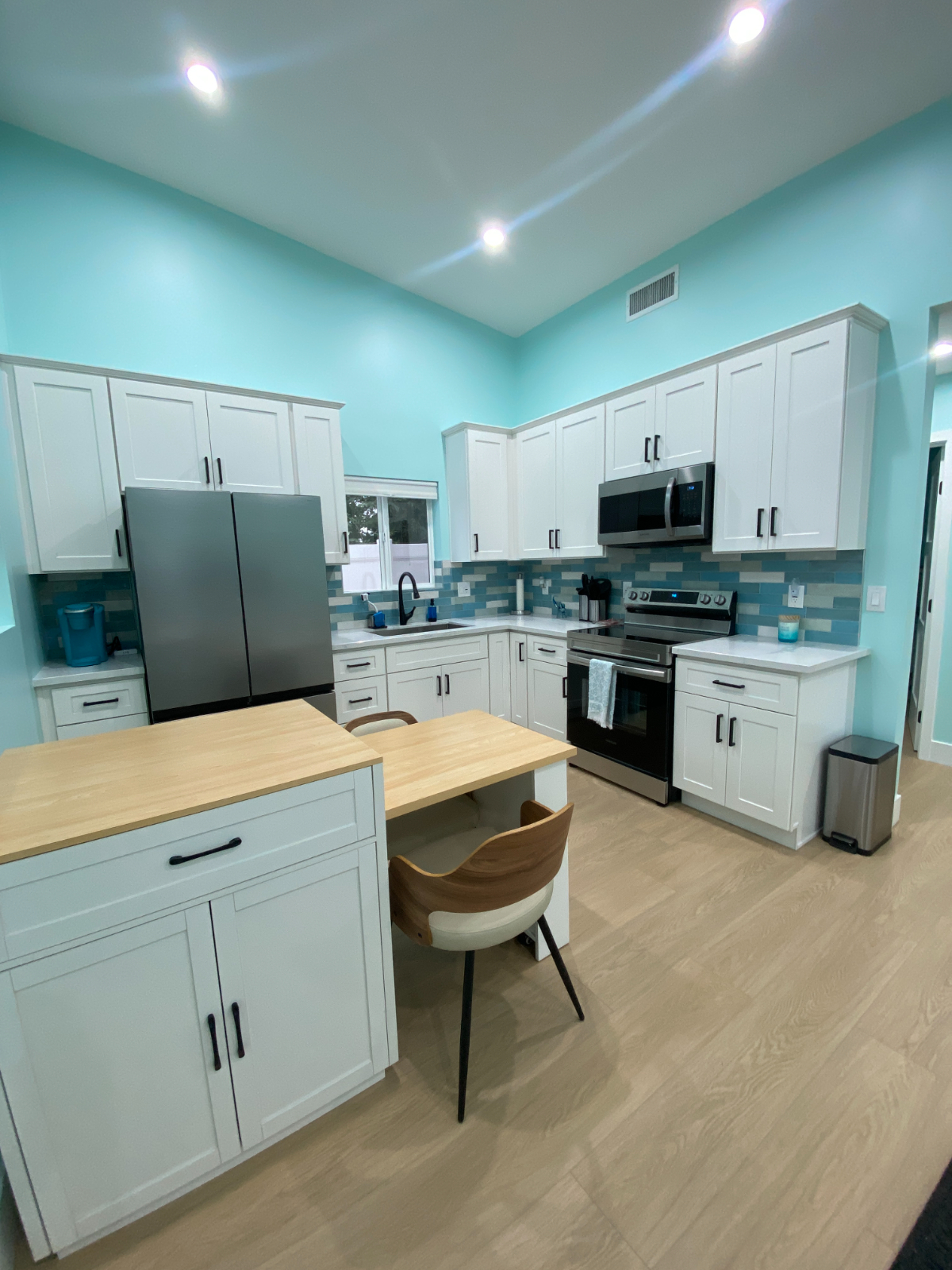 New Modern Coastal ADU - Photo 4