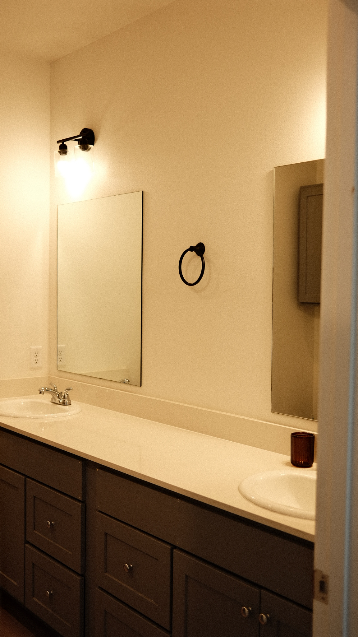 Spacious 3BD/3BA Private Bath  2-Car Garage  Great neighborhood - Photo 11