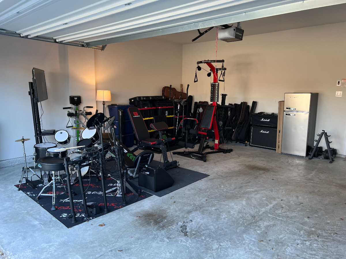 Fully Furnished 1 Bed & 1 Bath - Photo 6
