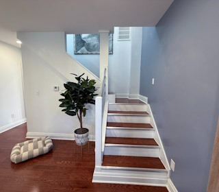 Fully Renovated Furnished Home Walk To Downtown With Private Parking - Photo 7