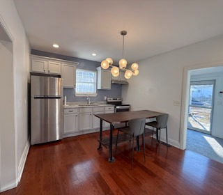 Fully Renovated Furnished Home Walk To Downtown With Private Parking - Photo 4