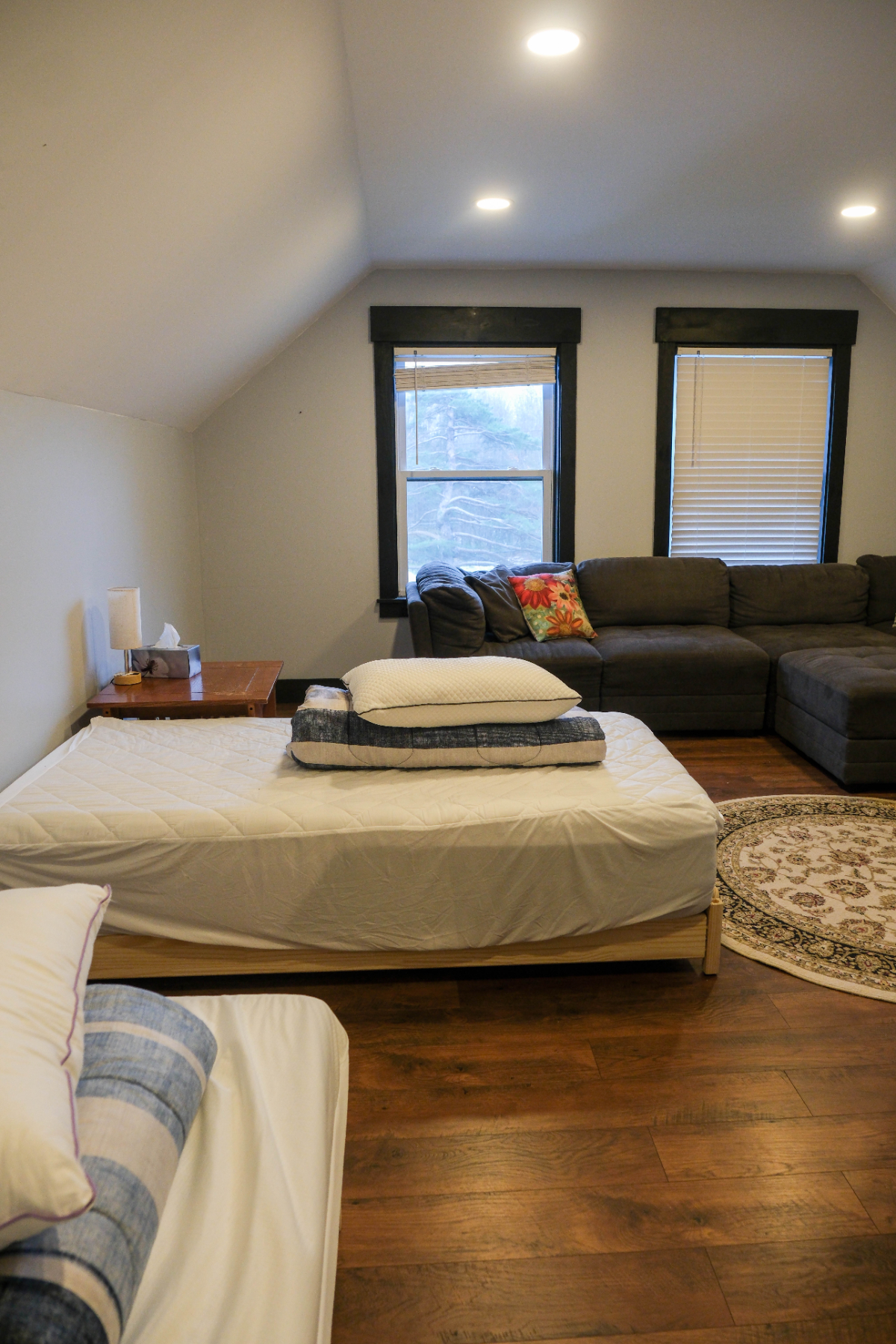 Beautiful 5 bedroom Home on Lake Champlain - Photo 12