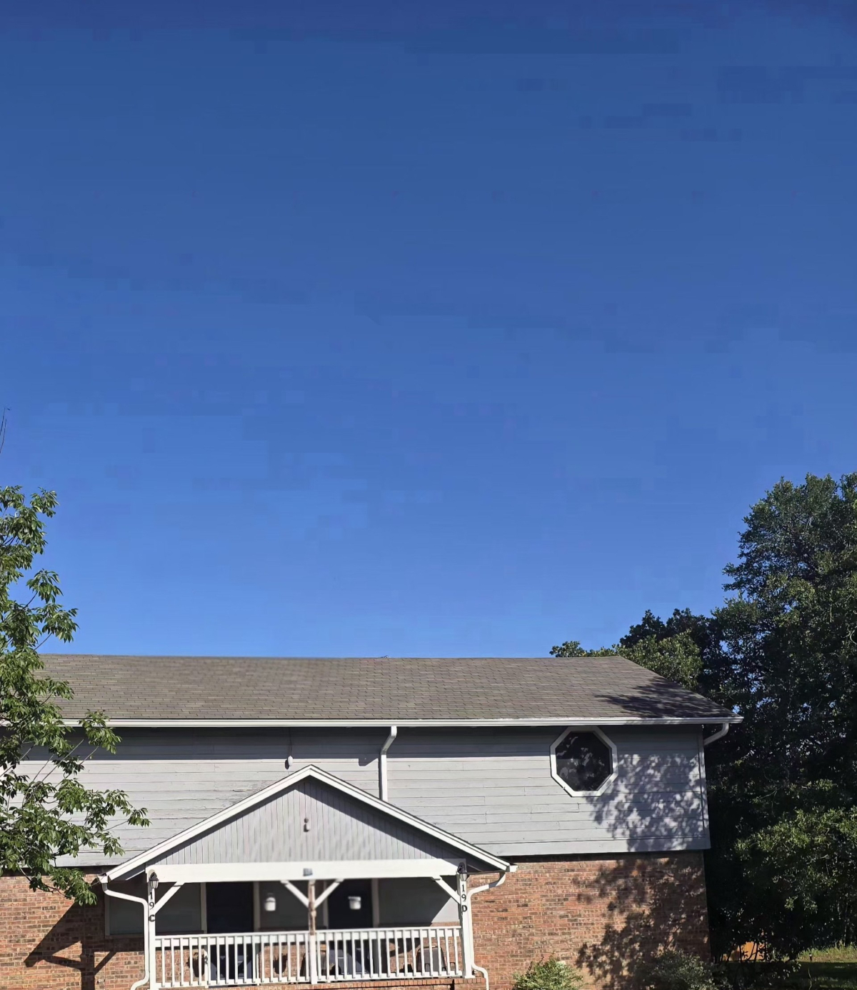Charming Lakeview Home With Porch And Privacy In A Secure Neighborhood - Photo 11
