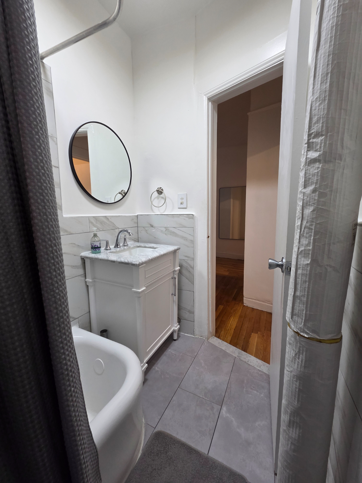2Bedroom furnished apt w/double bunkbeds at Grand Concourse Ave - Photo 1