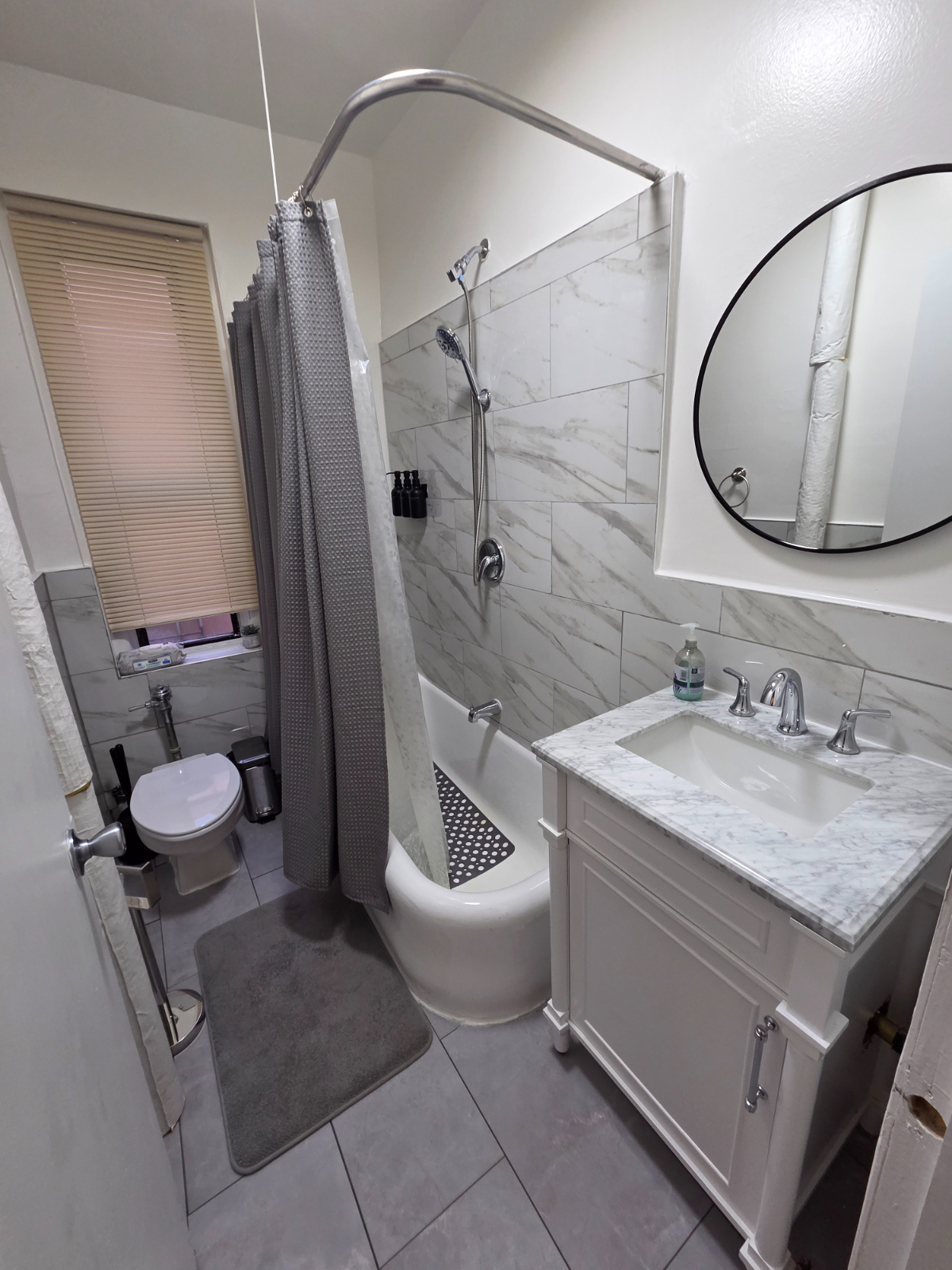 2Bedroom furnished apt w/double bunkbeds at Grand Concourse Ave - Photo 5