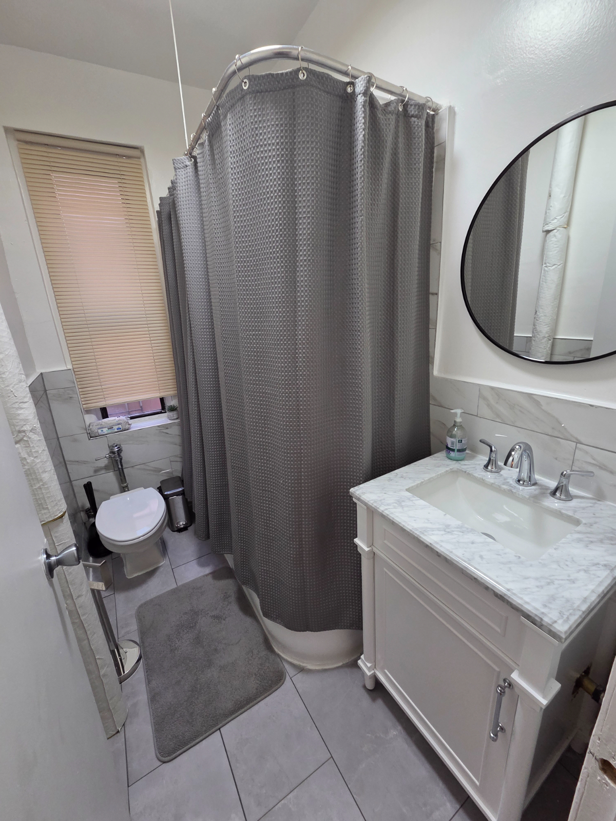 2Bedroom furnished apt w/double bunkbeds at Grand Concourse Ave - Photo 7