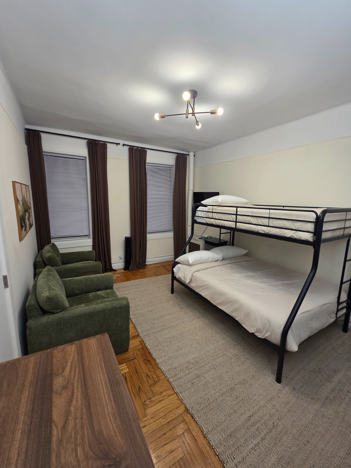 2Bedroom furnished apt w/double bunkbeds at Grand Concourse Ave - Photo 9