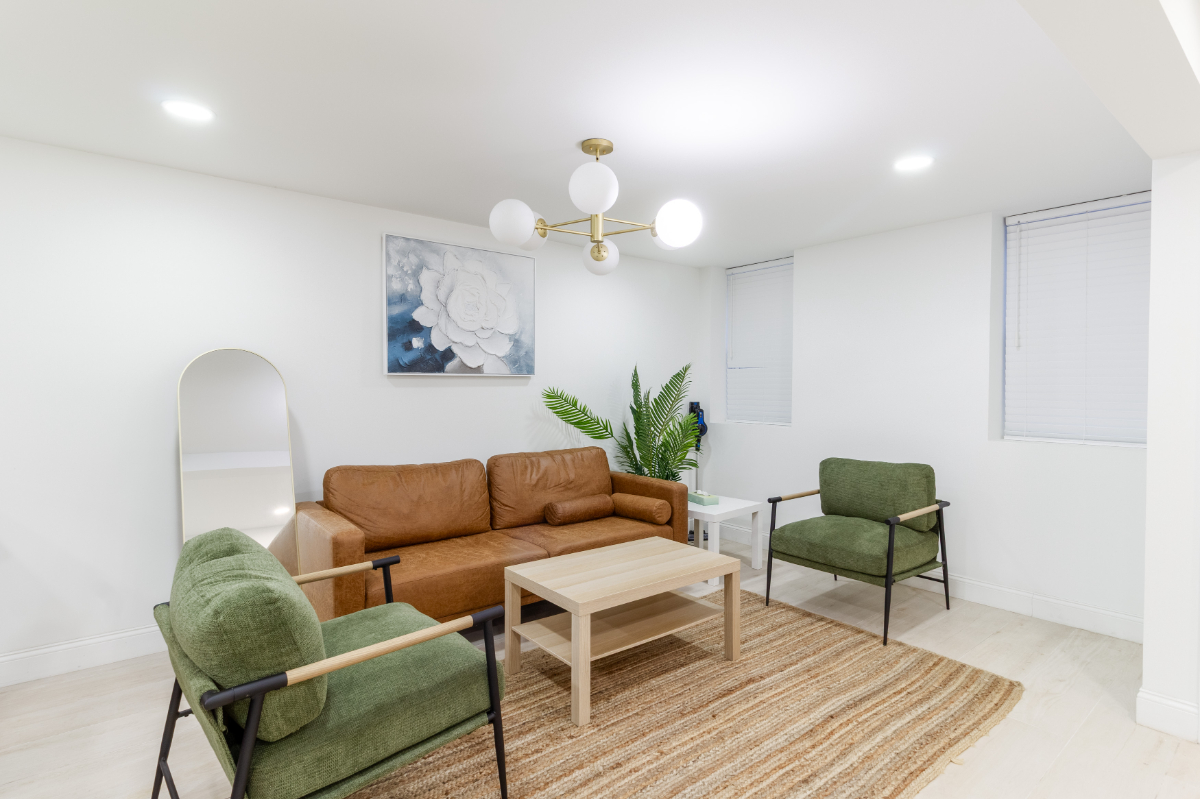 Newly renovated Brooklyn private bedroom with bath 2 min to J train - Photo 3