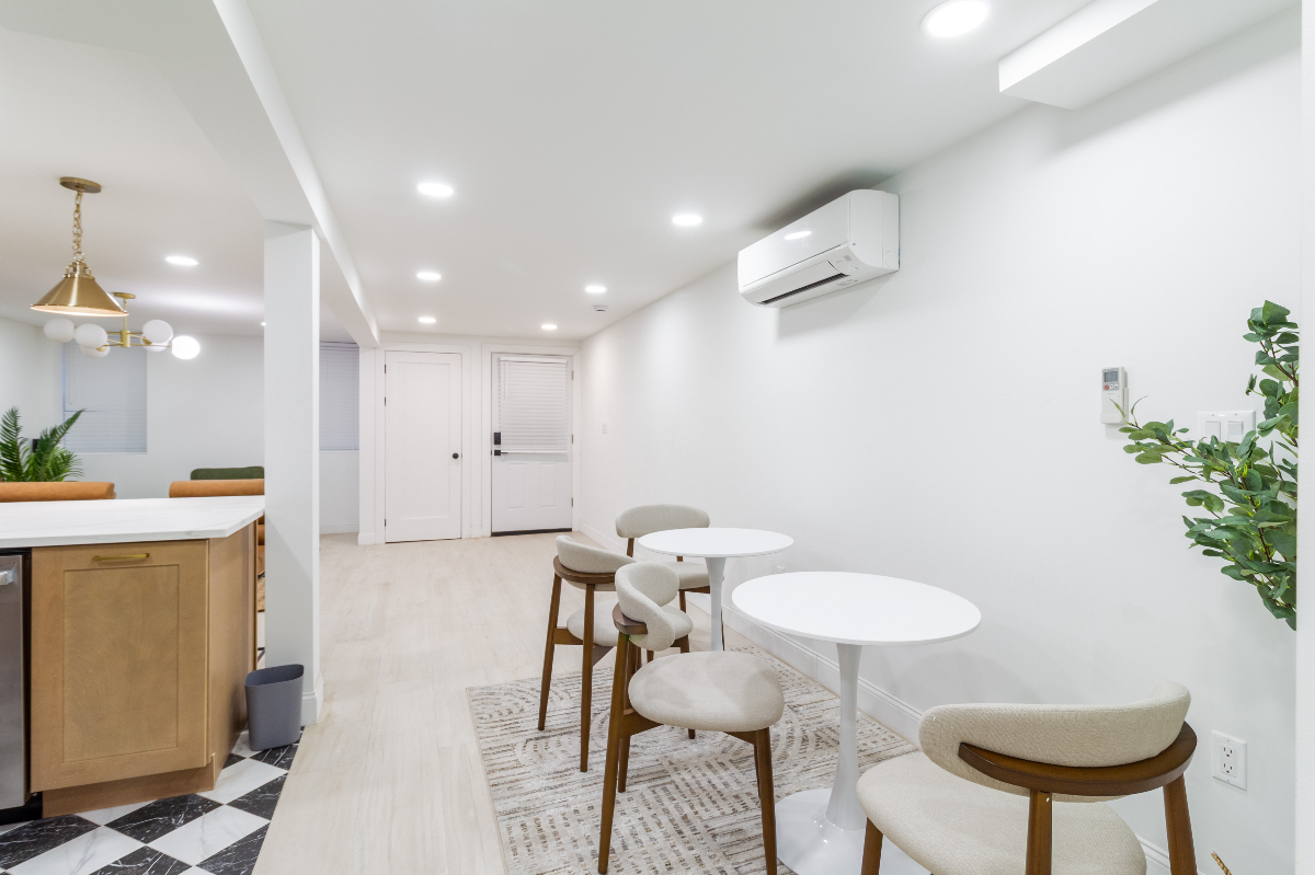 Newly renovated Brooklyn private bedroom with bath 2 min to J train - Photo 9
