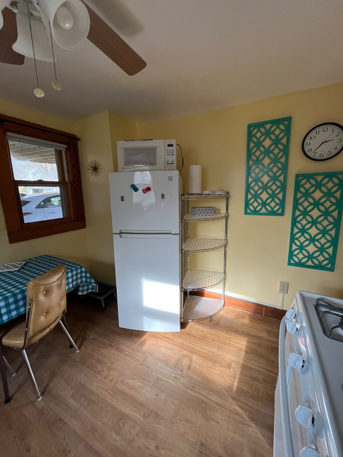 Private Furnished 1BR Home Near DHMC & White River Junction - Pet-Friendly - Quiet, Sleep-Friendly S - Photo 12