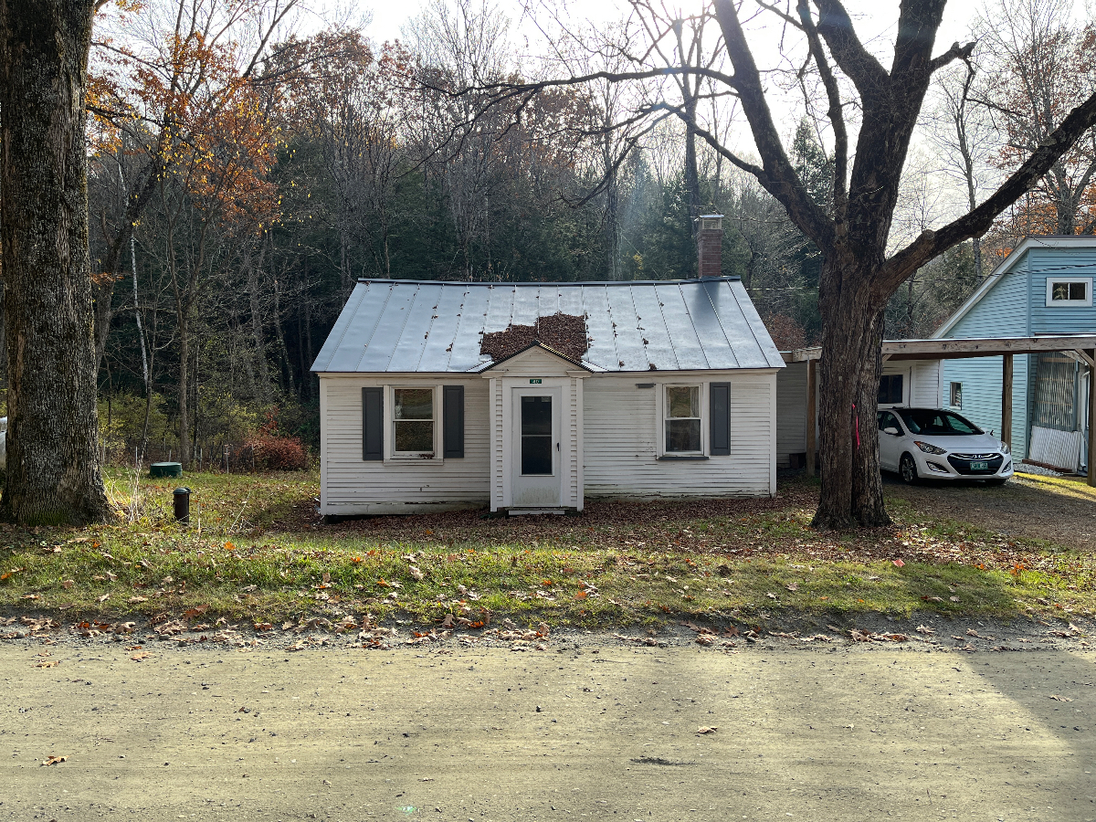Private Furnished 1BR Home Near DHMC & White River Junction - Pet-Friendly - Quiet, Sleep-Friendly S - Photo 7