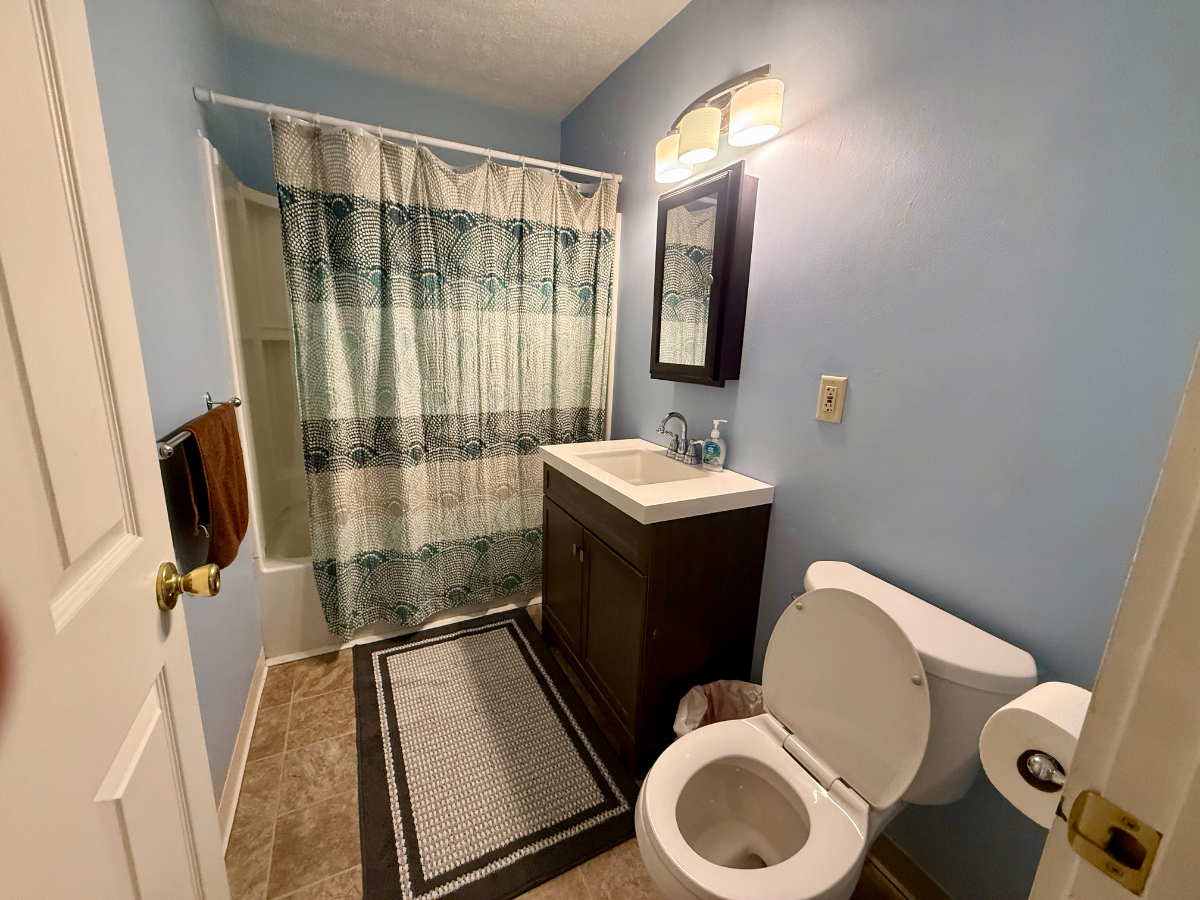 Waterfront Condo with Panoramic Views - Photo 2