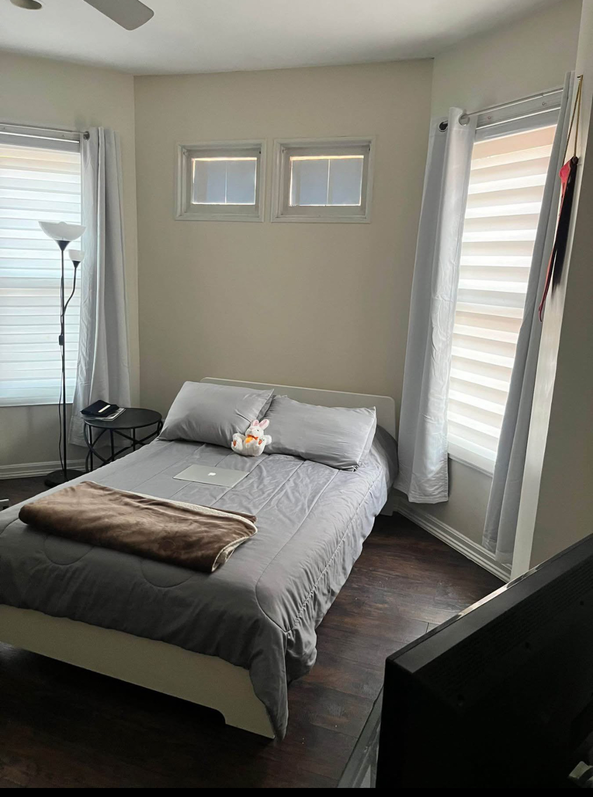 Centrally located close to Union Station, Children's Hospital and Medstar - Photo 3