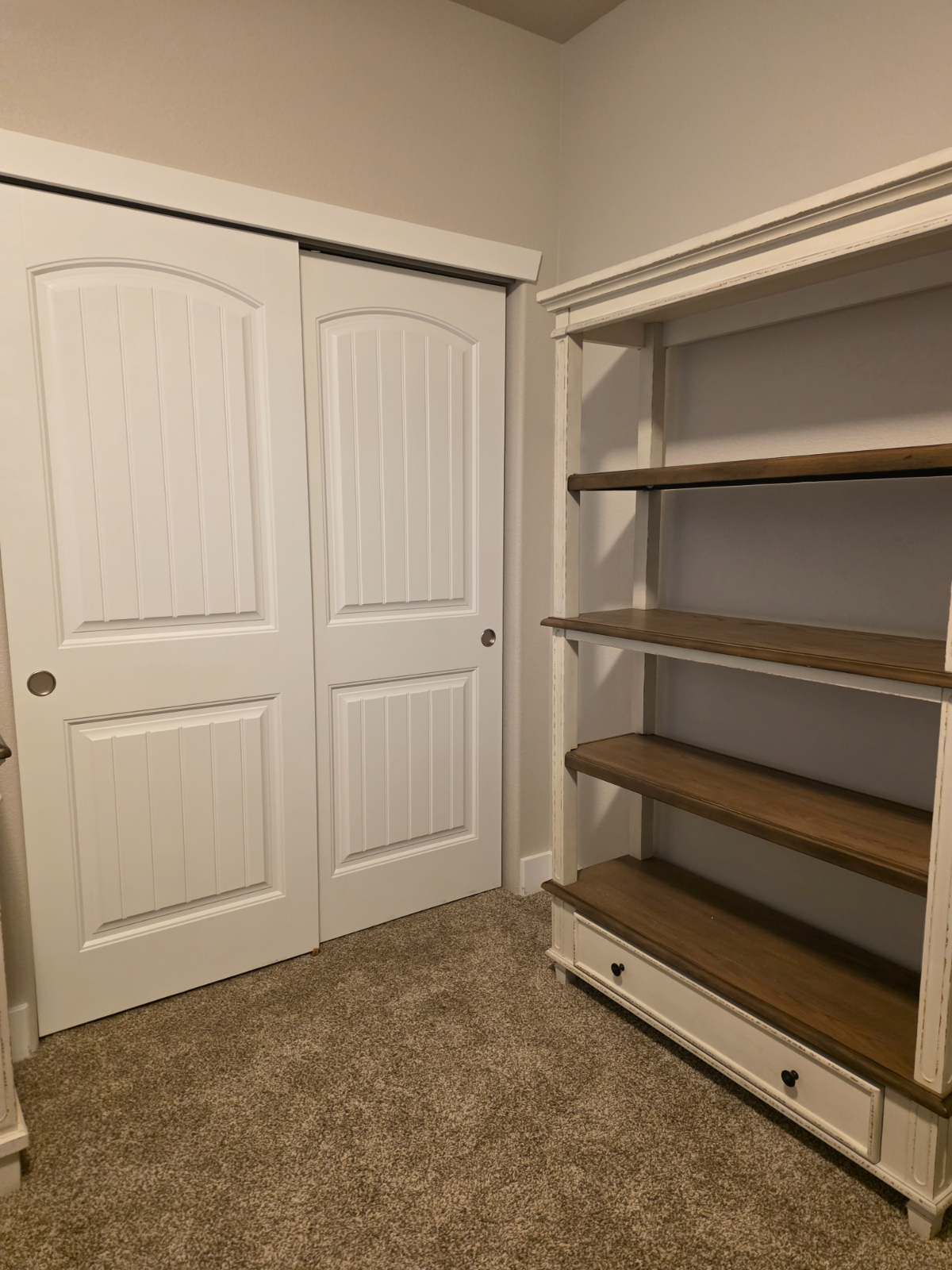 Furnished Monthly in Cheyenne WY Dogs Welcome (No Cats) Remote Workspace-Office - Photo 11