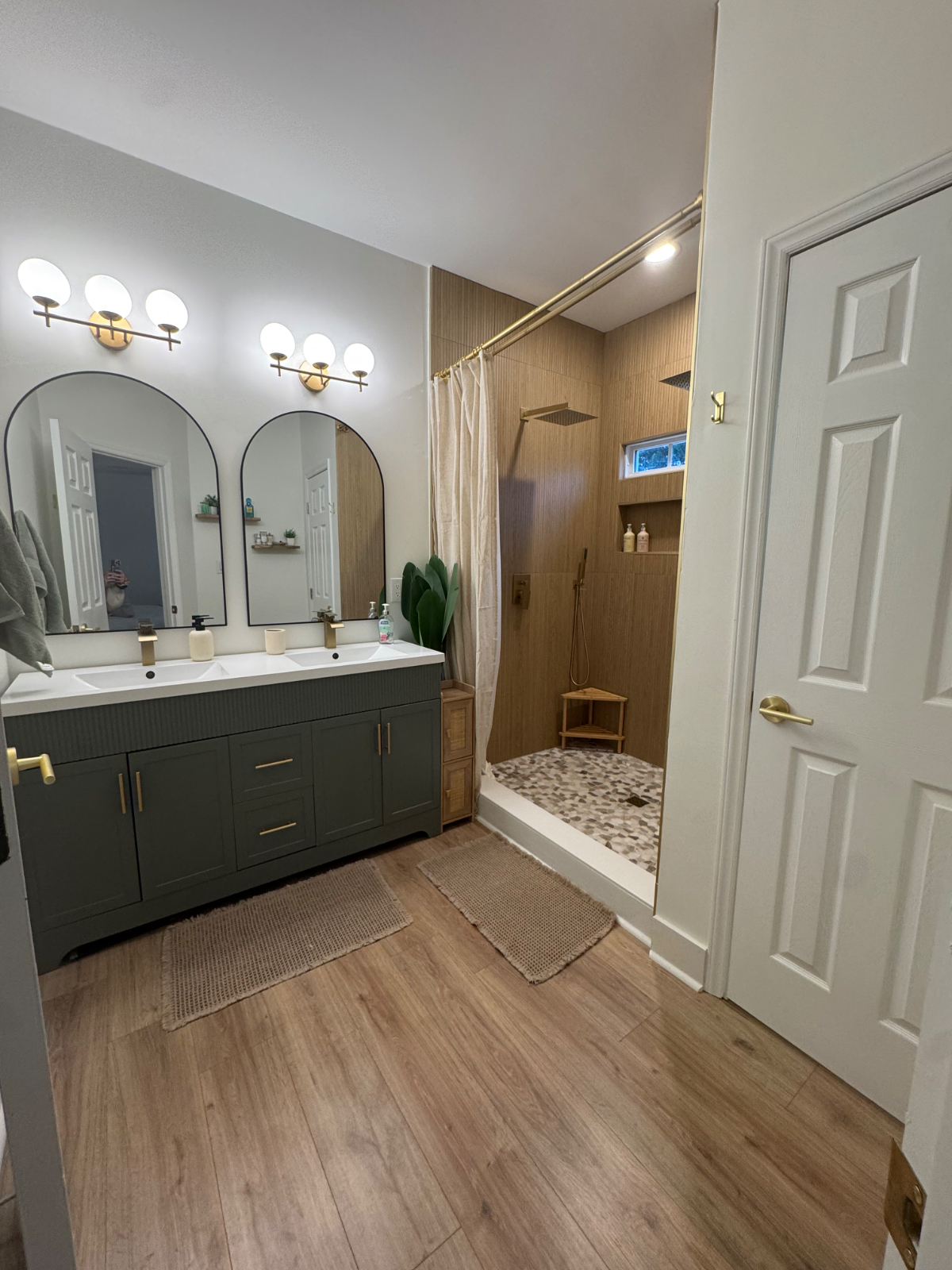 Fully Renovated Entire 3 Bedroom Home With Office - Photo 7