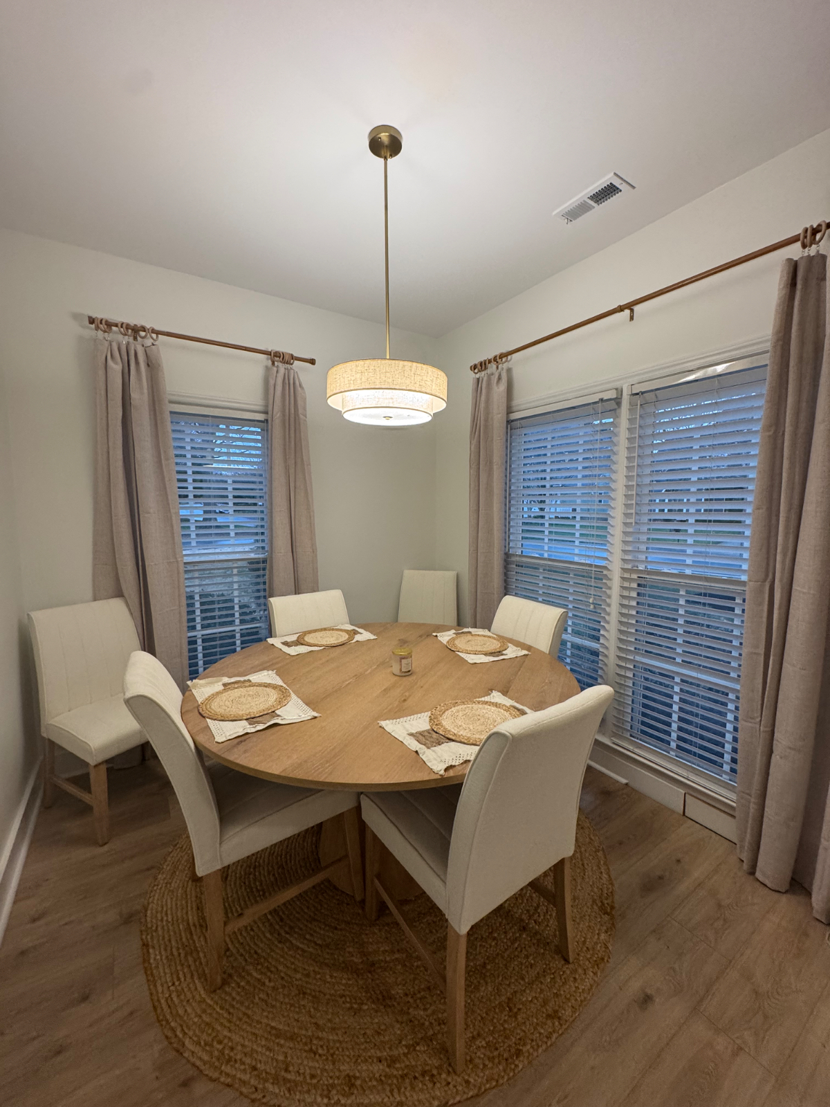 Fully Renovated Entire 3 Bedroom Home With Office - Photo 6