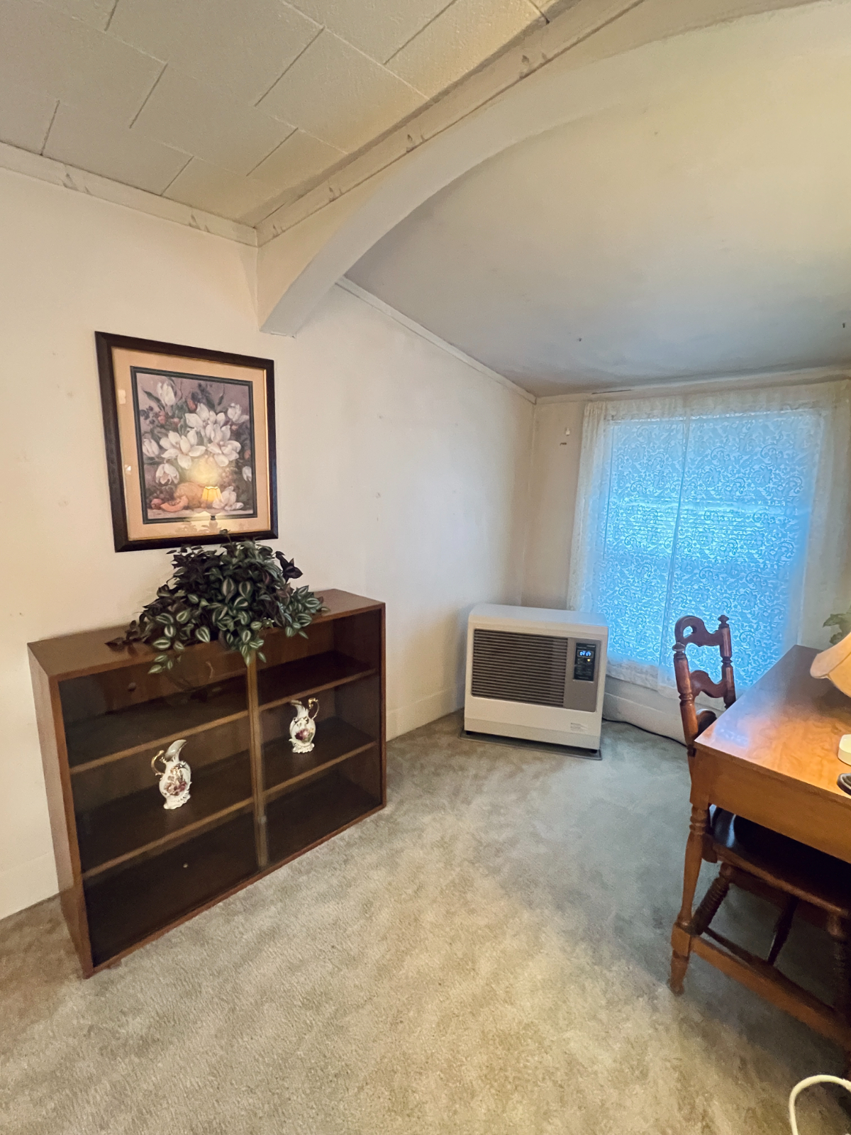Furnished 2 bd ,1 bath house close to hospital - Photo 4